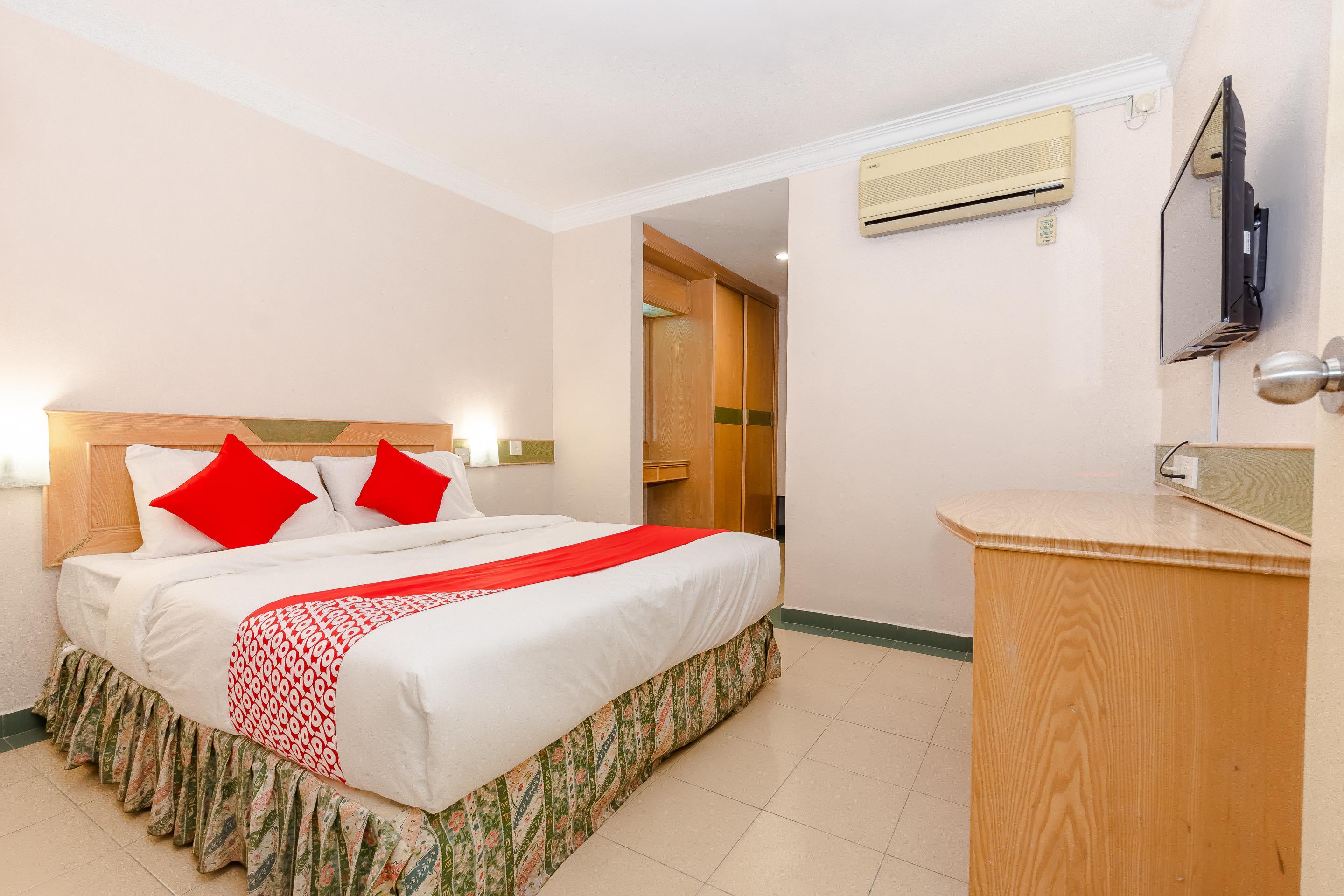 Oyo 764 Hotel Famous Inn Malacca Esterno foto