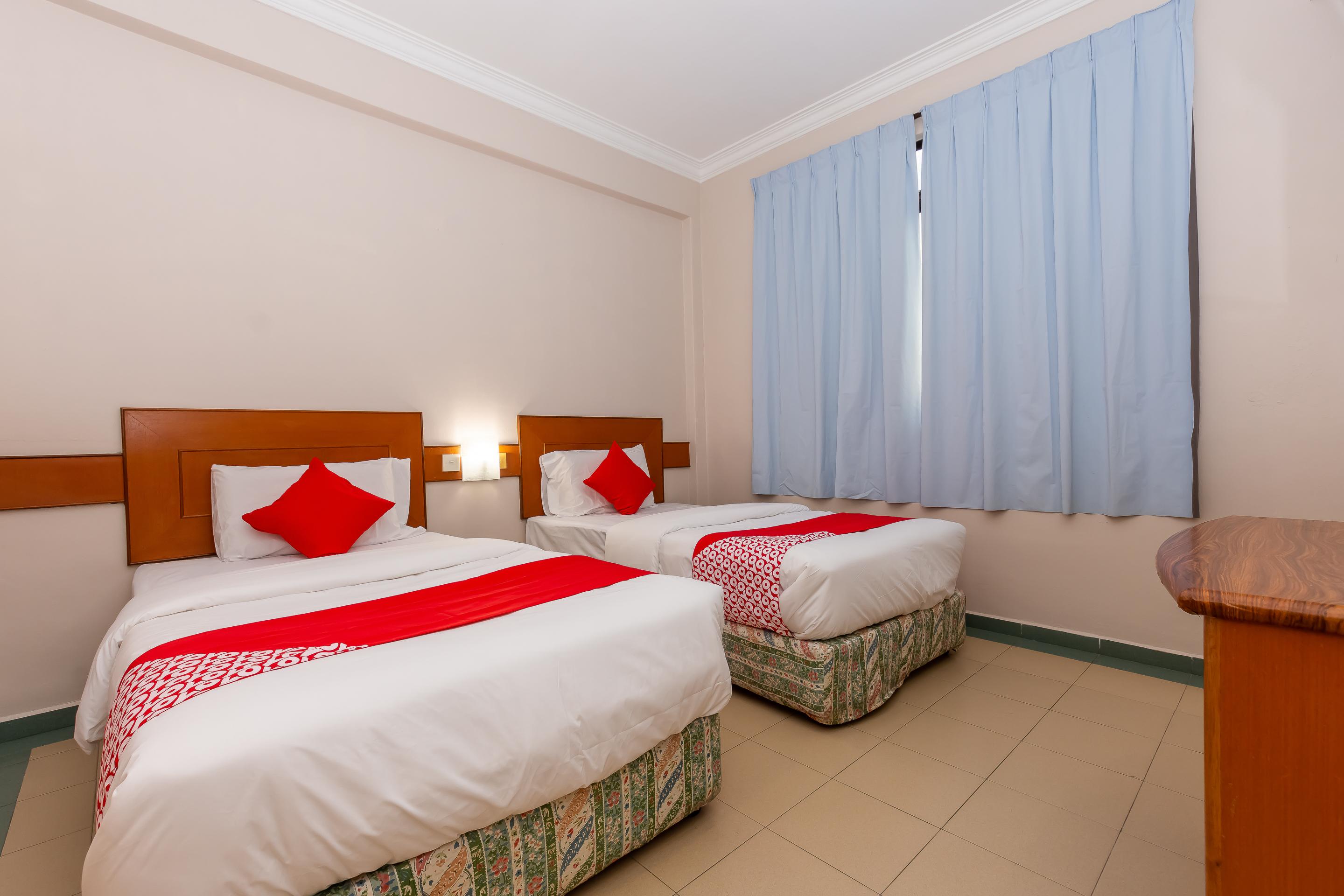 Oyo 764 Hotel Famous Inn Malacca Esterno foto