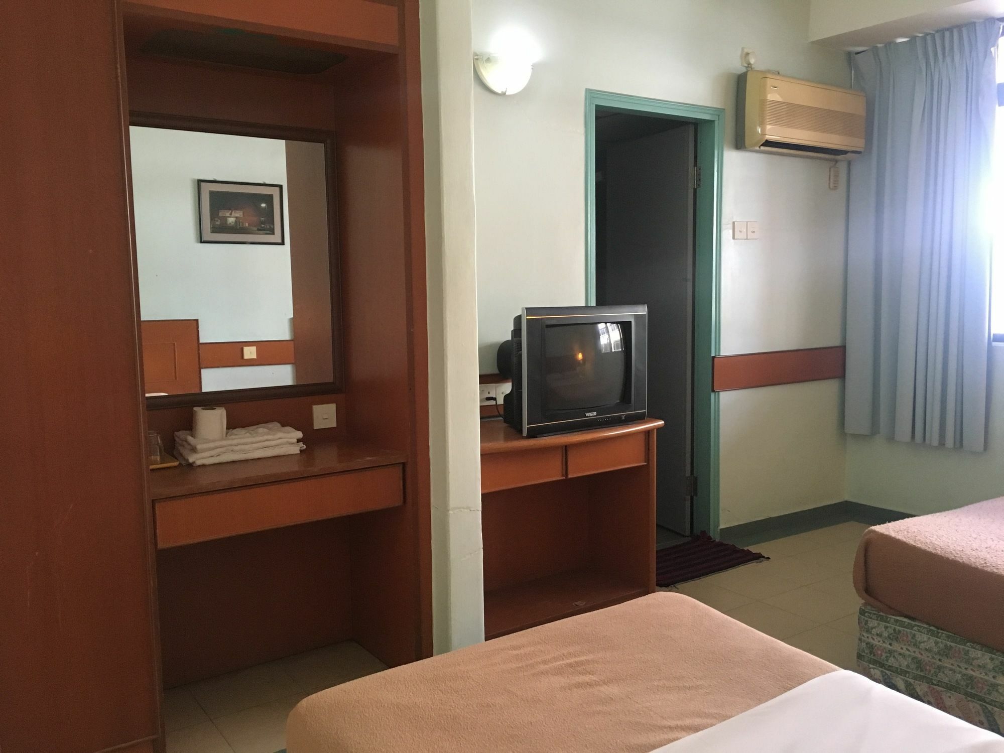 Oyo 764 Hotel Famous Inn Malacca Esterno foto